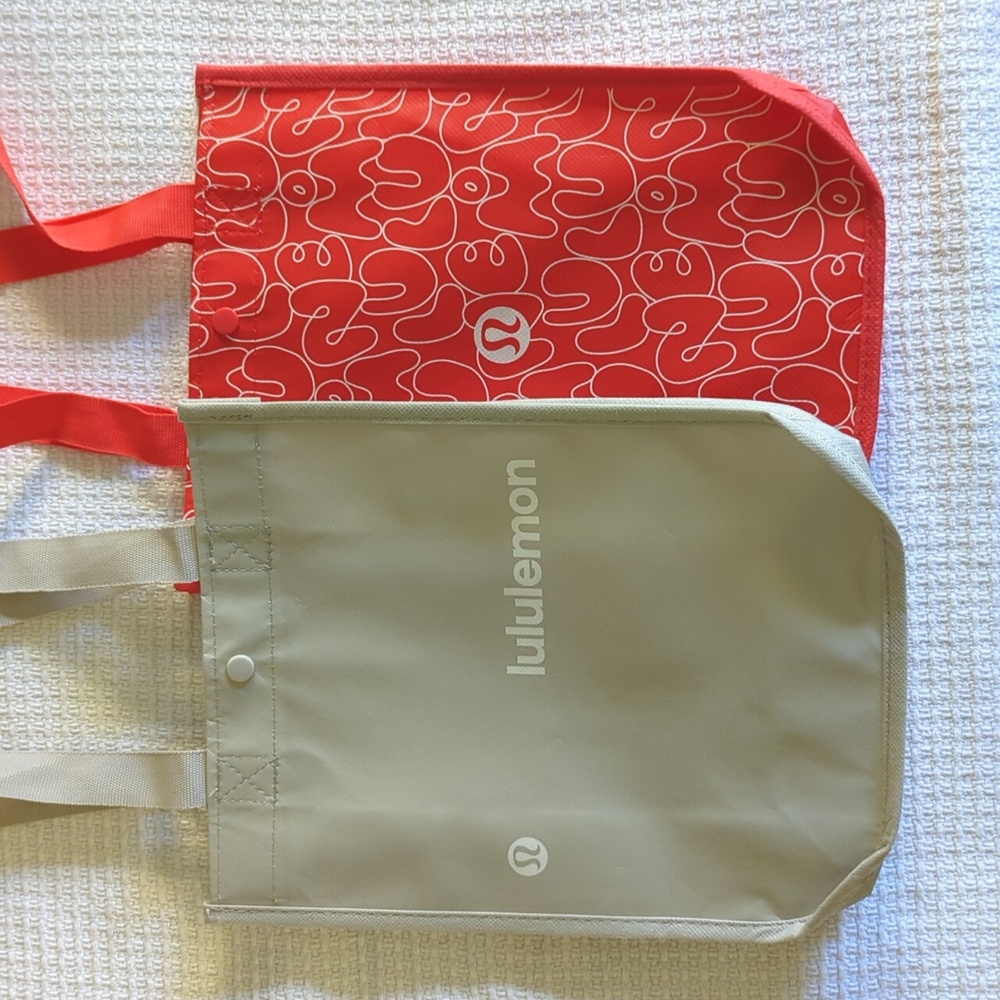 🤍❤️Lululemon Red and Grey Reusable Tote Set Of 2 ❤️🤍